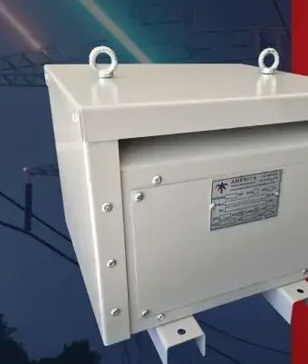 Transformador trifásico a seco com placa de identificação técnica